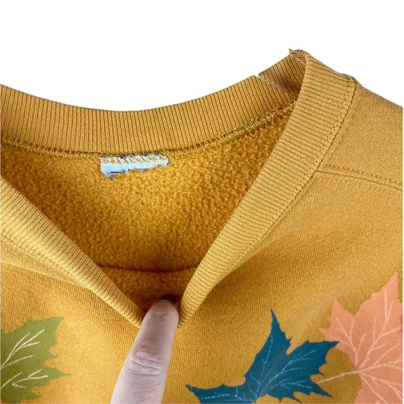 Vintage Fall Leaves Oversized Sweatshirt Mustard Gold Size Medium - Picture 3 of 4